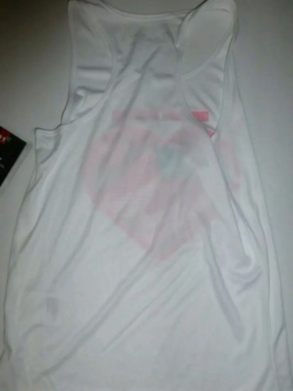 Under Armour heatgear NWT tank white pink graphic YXL